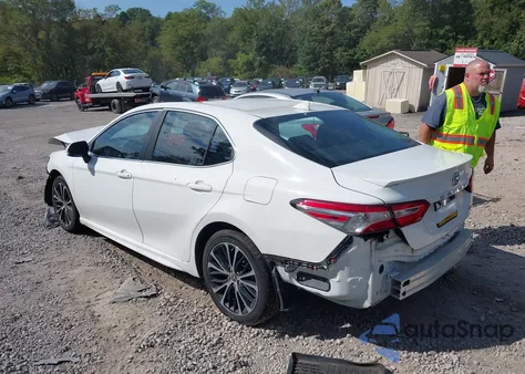 2020 Toyota Camry Se z USA, uszkodzony, nr VIN 4T1G11AK0LU503828